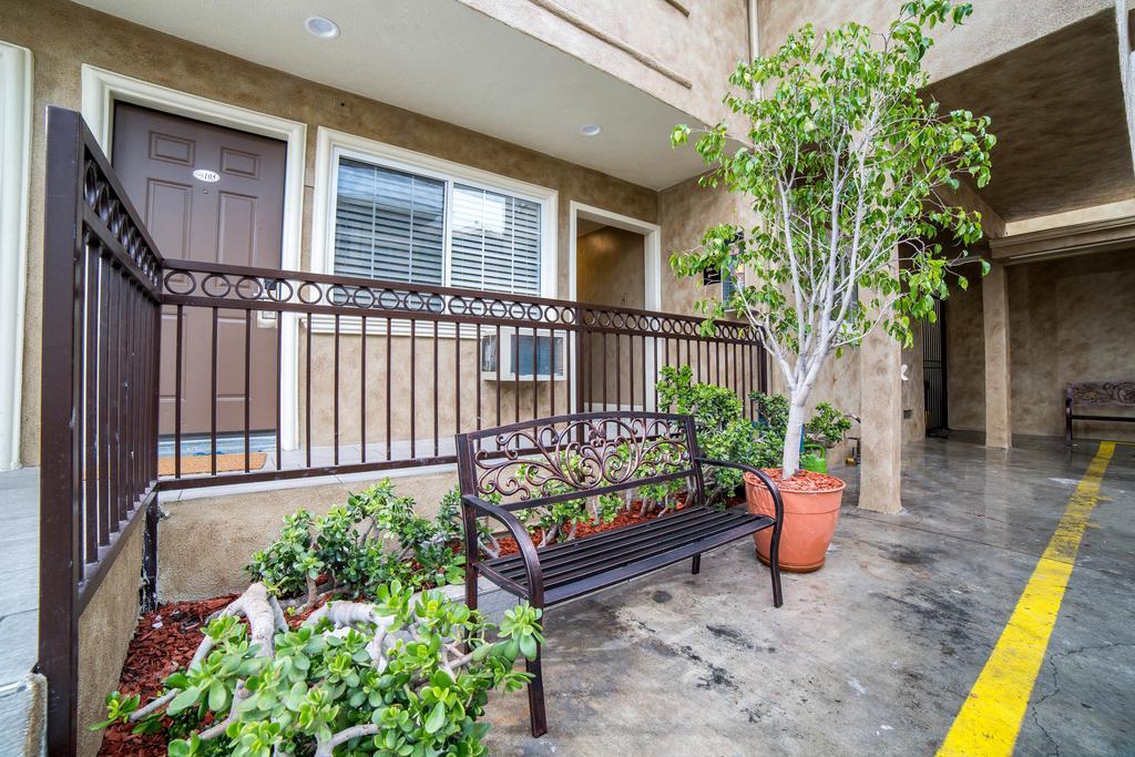 Nite Inn At Universal City - Walking Distance To Universal Studios Hollywood Los Angeles Zewnętrze zdjęcie